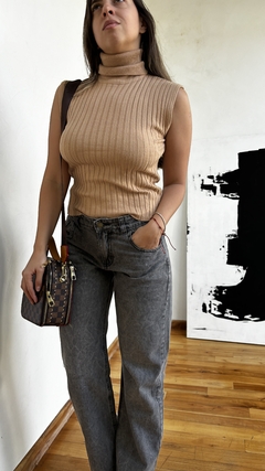 Polera bremer beige - comprar online
