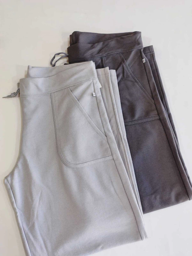 Pantalón Talle: 6 - gris claro — imagen 2