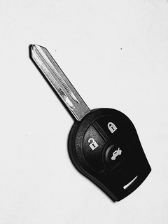 Carcasa De 3 Botones Con Llave Virgen Para Nissan