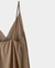 Vestido escote V corto arena en internet