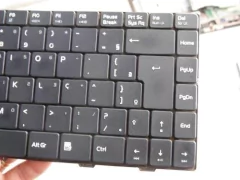 Teclado Para O Notebook Positivo Sim 4000 V092362br1 - WFL USADOS de Informática