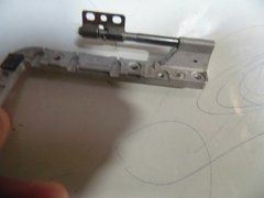 Dobradiça Do Lado Direito Para O Macbook A1181 Ano 2009 - WFL USADOS de Informática