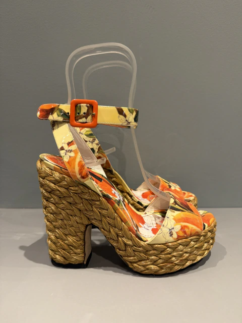 Sandália Dolce & Gabbana 36,5 BR