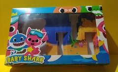 Caixa Confeiteiro Baby Sharks - comprar online