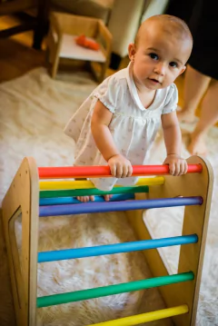 Triangulo Escalador tipo Pikler con Rampa - PIODINO JUGUETES