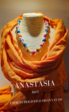 Collar Esferas de los Andes en internet