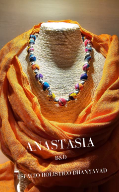 Collar Esferas de los Andes