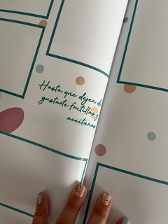 Imagen de ALBUM DE FIGURITAS PERSONALIZADO CON FOTOS