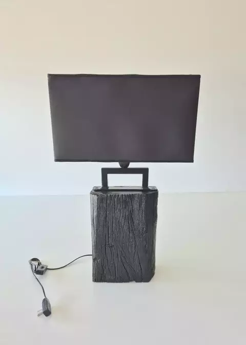lampara de mesa carbono