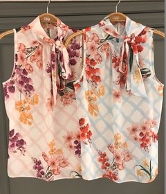 REGATA VICTORIA CREPE FLORAL LAÇO AZUL