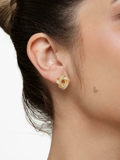 BRINCO TRANÇADO CRAVEJADO BANHADO A OURO 18K - SEMIJOIAS - comprar online
