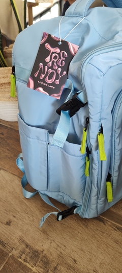 Mochila viral travel Trendy en internet
