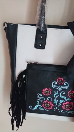 Bolso/Cartera grande color negra y blanca - comprar online