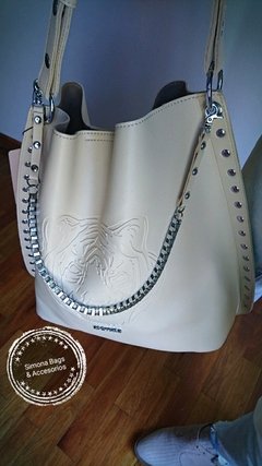 Cartera/ Bolso amplio. - comprar online