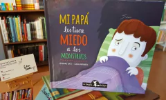 Mi papá les tiene miedo a los monstruos