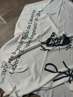 Bandera 1.5 mts x 1 mts en internet