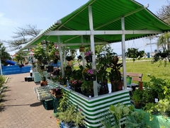 Barraca em alumínio para Flores e Roupas