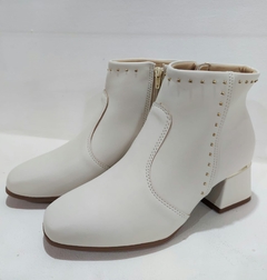 Bota clara - comprar online