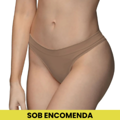 Calcinha DeMillus Biquíni Ultraleve 053306. Calcinha cintura baixa. Elástico suave nas cavas. Costas cavadas. Sem costura. Tamanho PP, P, M, GR. Cor bege rosado.