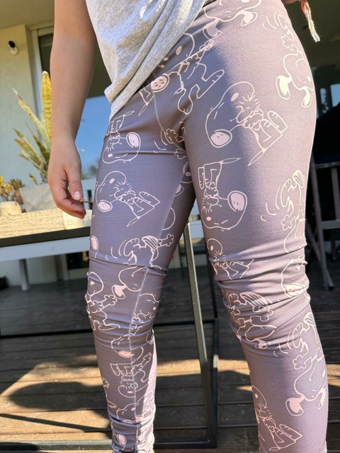 CALZA FRISA SNOOPY GRIS TOPO TALLE 8