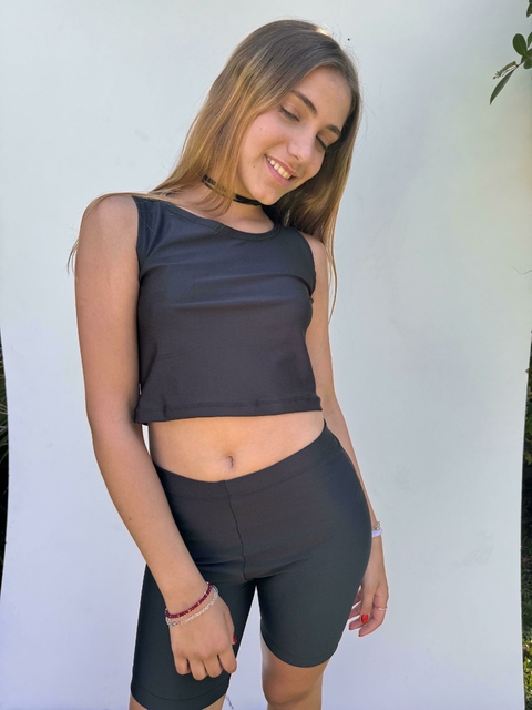 CONJUNTO TOP Y BIKER NEGRO