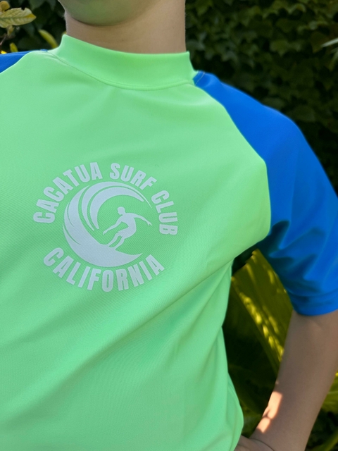 REMERA UV SURF CLUB