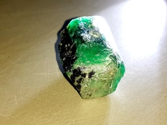 Esmeralda gema matriz. 22,03 gramas - B'Natin Jewels & Gems