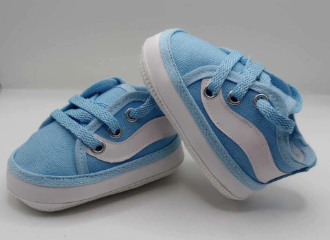 Zapatillita Vans. Para varon y nena