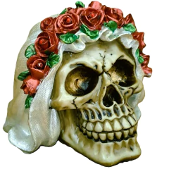 Adicione um toque ousado com a Caveira Crânio I Noiva Coroa de Rosa. Escultura artesanal em resina, perfeita para decorar e inspirar criatividade. Compre agora!