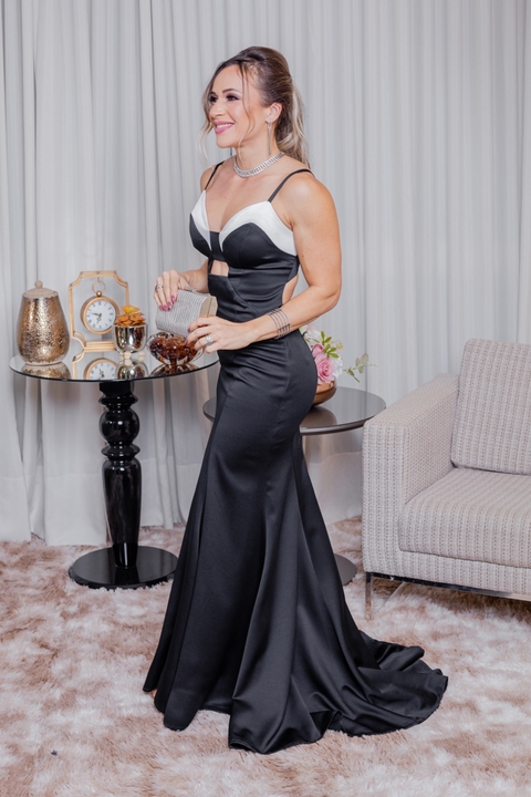 VESTIDO DE FESTA DISPONÍVEL PARA LOCAÇÃO (88772)