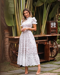 VESTIDO MIDI DE NOIVA DISPONÍVEL PARA LOCAÇÃO (3589) - Vestidos Para Casamento Civil, Vestidos de Festa e Vestidos Esporte Fino