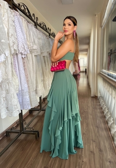VESTIDO DE FESTA VERDE OLIVA DISPONÍVEL PARA LOCAÇÃO (14241) - comprar online