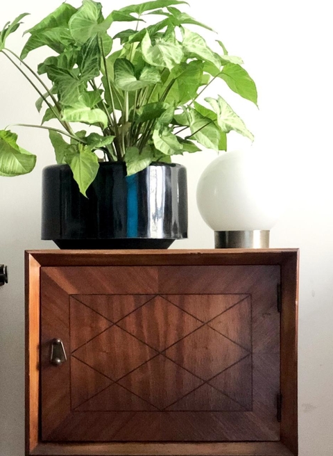 MACETA DE FIBRA DE VIDRO BAJA NEGRA