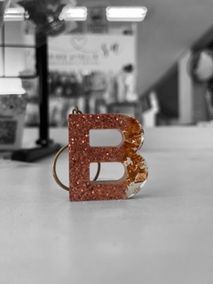 Chaveiro de Letras Personalizáveis na internet