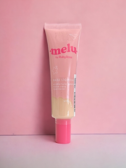 Base Líquida Cobertura Média Melu by Ruby Rose