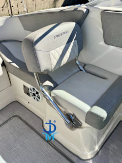 CANESTRARI 225 CUDDY VOLVO 250 HP en internet