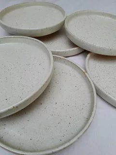 Set de 6 platos Oslo blanco arena. - comprar online