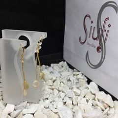 Aros de diseo colgantes con piedra en oro 18K - Joyería Siufi