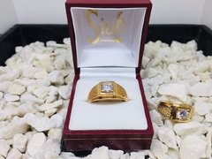 Anillo para caballero de oro 18K con cubic