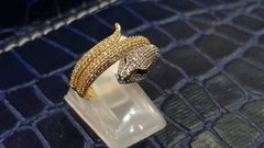 Imagen de Anillo Serpiente Italiano con piedras en oro 18K