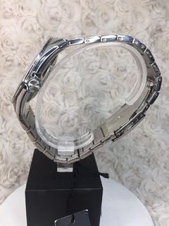 Reloj Citizen malla metalica Eco Drive AW101057B