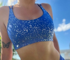 3901. TOP CON LLUVIA FOIL PLATA COLOR AZUL FRANCIA