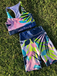 BIKER LYCRA ESTAMPADA HOJAS SELVATICAS - Sfera Indumentaria