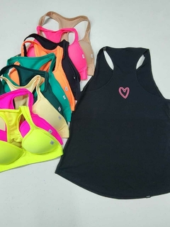 3403. MUSCULOSA CON ESTAMPA EN FRENTE Y ESPALDA NEGRA - comprar online