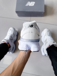 New Balance 9060 Branco na internet