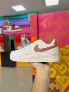 Air Force 1 Premium Branco/Nude