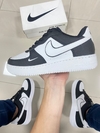 Air force 1 premium preto/branco