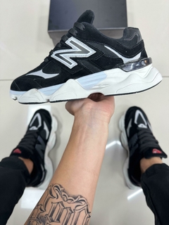 New Balance 9060 Preto/Branco - comprar online