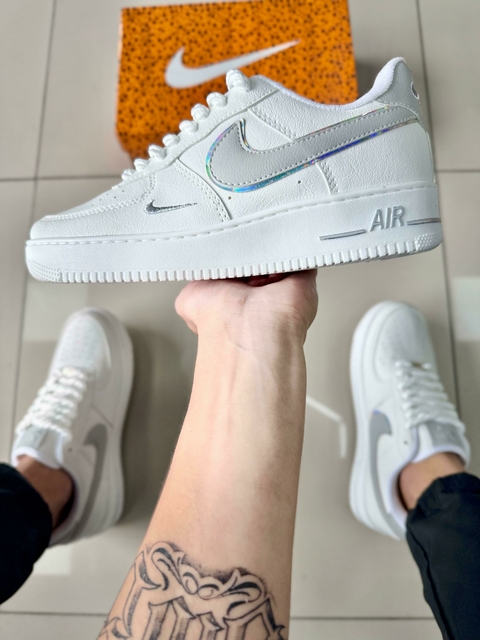 Air force 1 premium Holográfico Branco/Cinza - comprar online