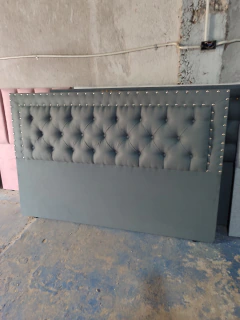 Respaldos en cuero y pana para cama King size - comprar online